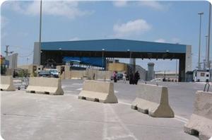 IOA reopens Karm Abu Salem, allows passage for only 25 trucks