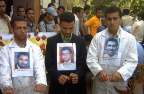 HRW: Military Court Rulings Show Government Contempt for Democratic Rights