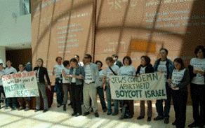 Jewish activists arrested disrupting community celebrations for Israeli anniversary 