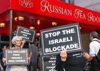 Protesters picket speech by Israel's Tzipi Livni at New York City's Russian Tea Room