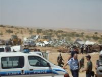 IOA serves demolition notices to four Palestinian landlords