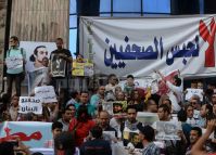 Detained Journalists' Families Organize Sit-In at Union HQ, Protesting Worsening Cell Conditions