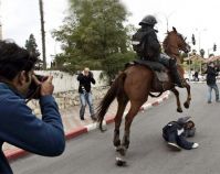 IOF troops storm Bethlehem, detain 2 Palestinians in Al-Khalil