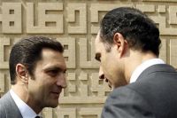 Mubarak’s Sons Questioned in Prison