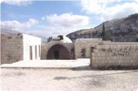 Hundreds of settlers storm Nabi Yusuf tomb with IOF escort.
