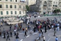 Tahrir Protests Attacked by Thugs