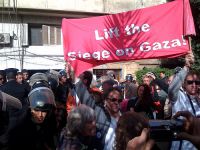 Egyptian police forces assault activists and participants of the Viva Palestina convoy.