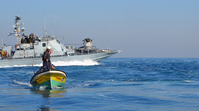 Israeli navy attacks international observers, injures Palestinian, on monitoring boat in Gaza waters