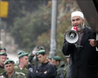 Salah: We don’t need Israeli permission to break the siege on Gaza