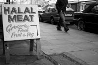 French mayor: Halal restaurant is discrimination