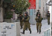 IOF soldiers abduct daughter of businessman, serve demolition notice