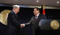 Netanyahu and Mubarak continue talks despite opposition in Egypt.