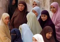 Egypt Claims To Have Uncovered Secret 'Muslim Sisterhood'