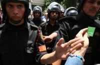 Restrictions in Egypt 's elections render democracy a far dream