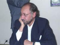 Makhuan Asks Opposing Powers to Unify to Fight Corruption