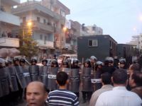 Egyptian police arrest 13 Muslim Brothers, including Mahmoud Ezzat