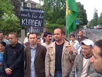 Weekend march calls on Turks and Kurds to end violence