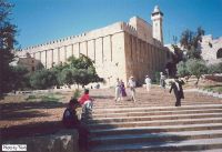IOA bans call for prayers in Ibrahimi mosque